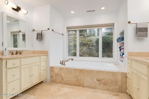 51 Glen Road Greenwich CT 06830