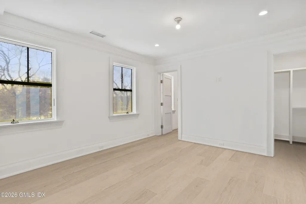 112 Sheephill Road Riverside CT 06878