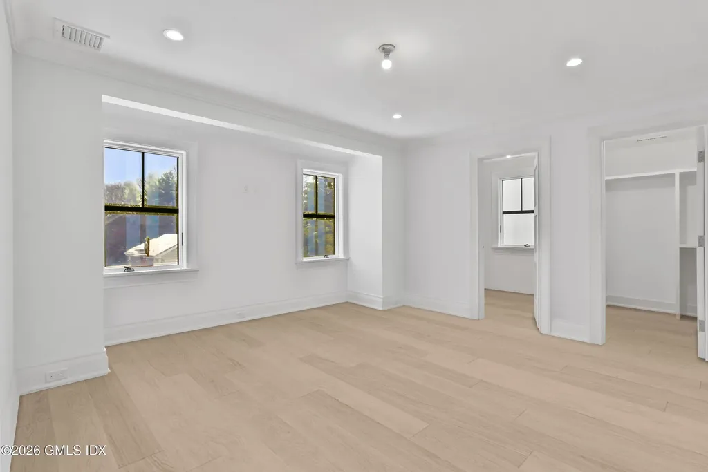 112 Sheephill Road Riverside CT 06878