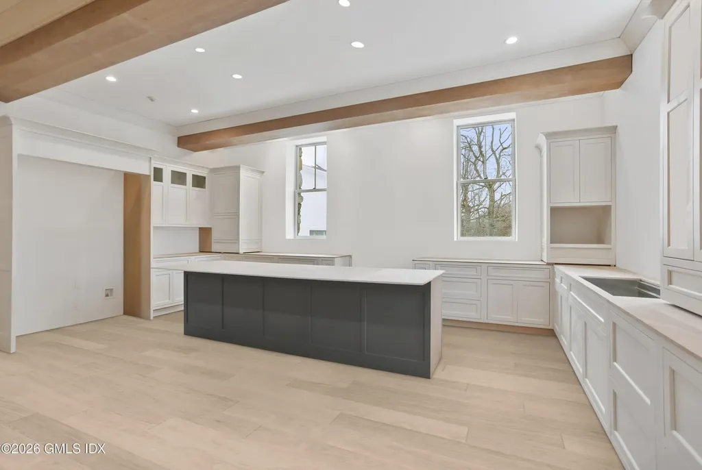 112 Sheephill Road Riverside CT 06878