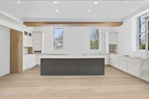 112 Sheephill Road Riverside CT 06878