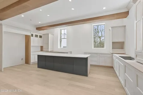 112 Sheephill Road Riverside CT 06878