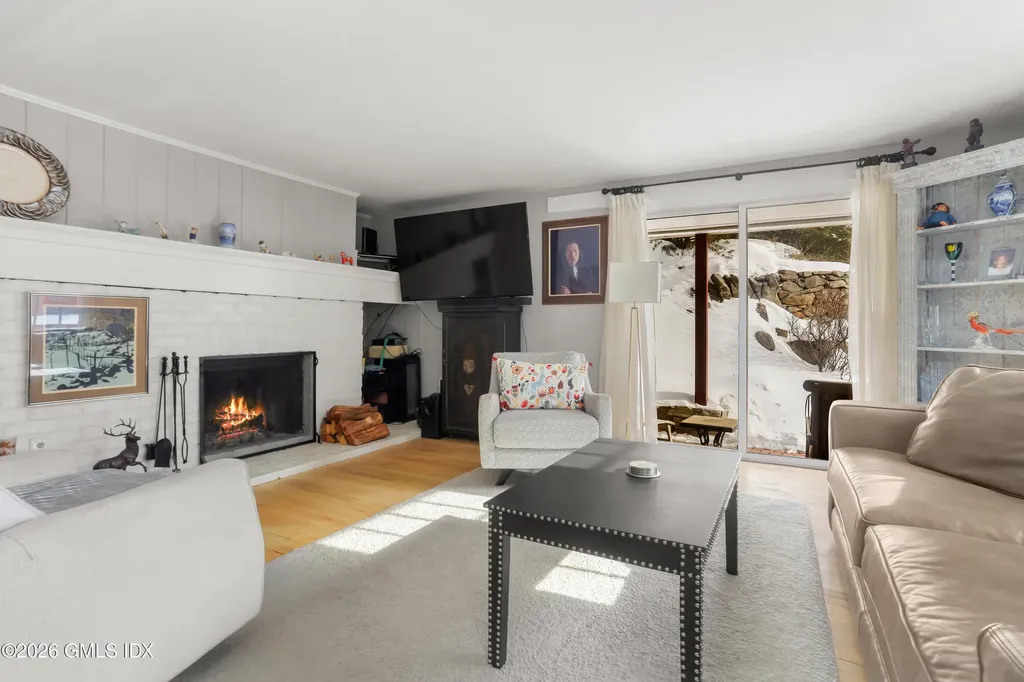 49 Indian Harbor Drive Greenwich CT 06830