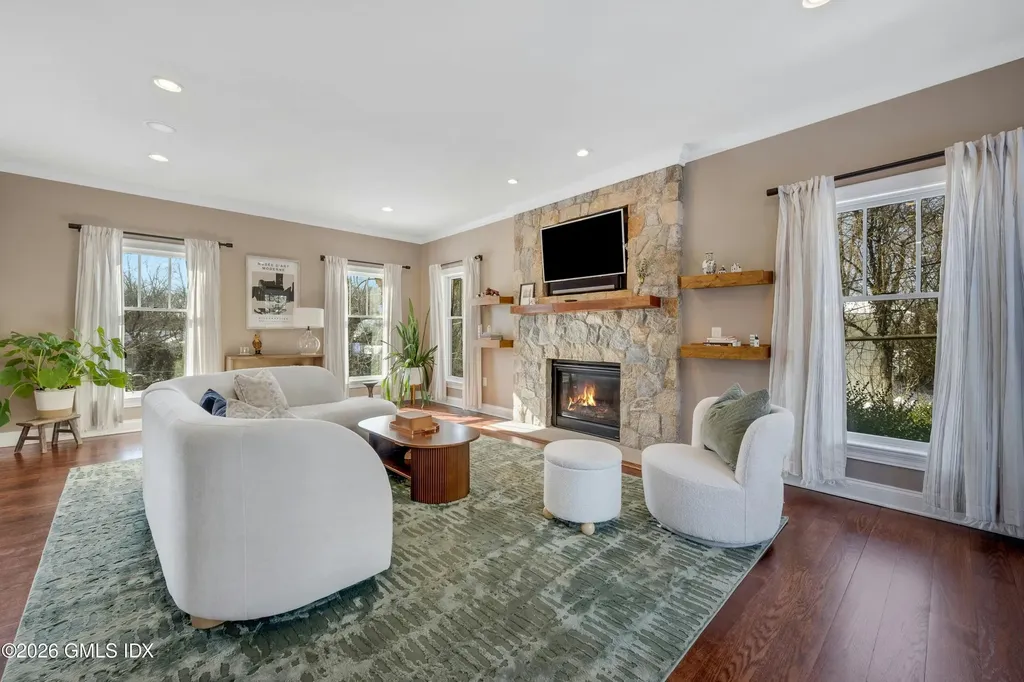 9 Benders Drive Greenwich CT 06831