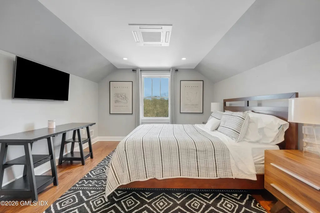 9 Benders Drive Greenwich CT 06831