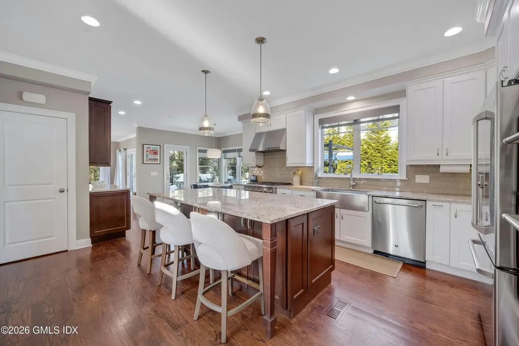 9 Benders Drive Greenwich CT 06831