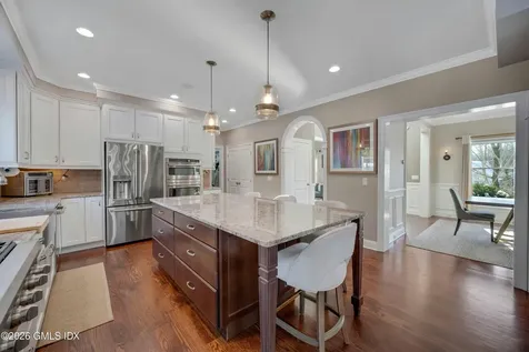 9 Benders Drive Greenwich CT 06831