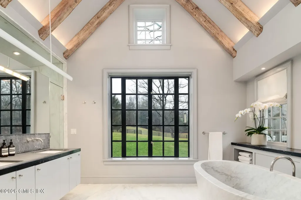 640 Round Hill Road Greenwich CT 06831