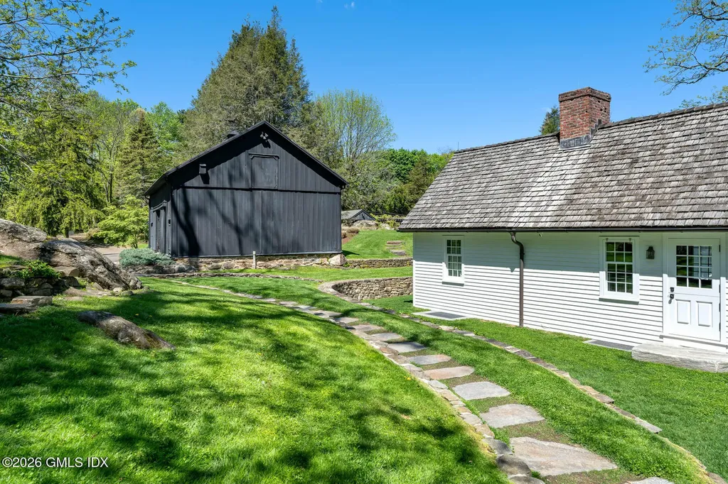 640 Round Hill Road Greenwich CT 06831