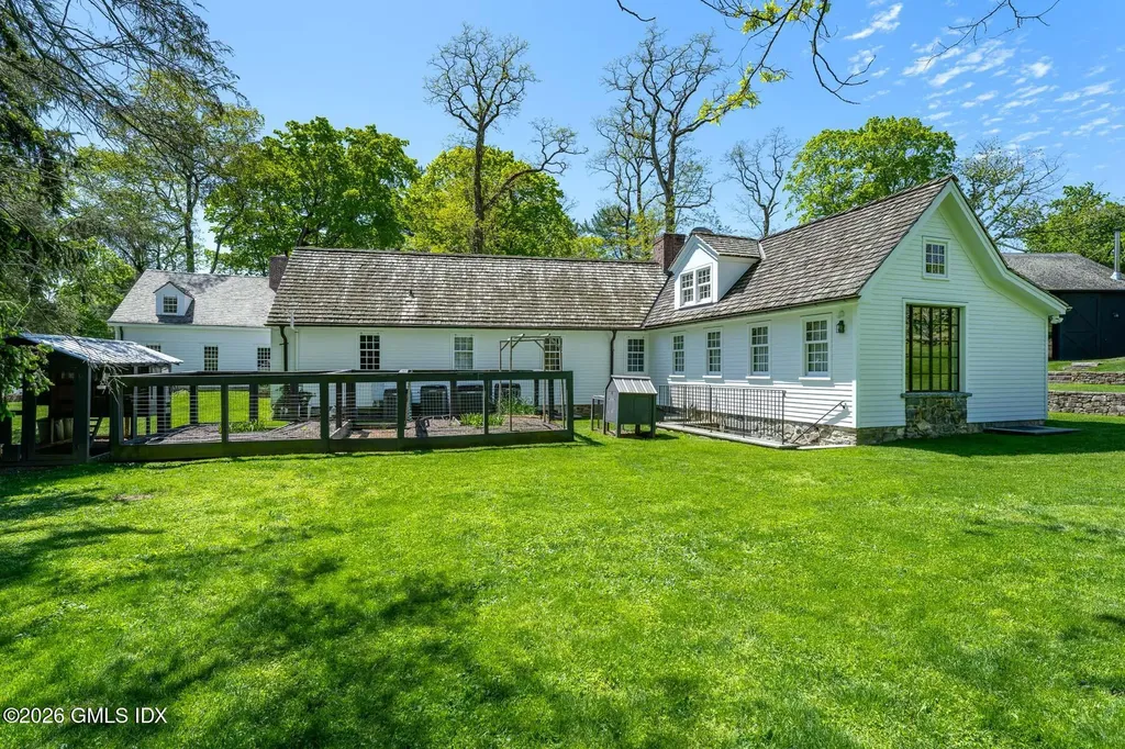 640 Round Hill Road Greenwich CT 06831