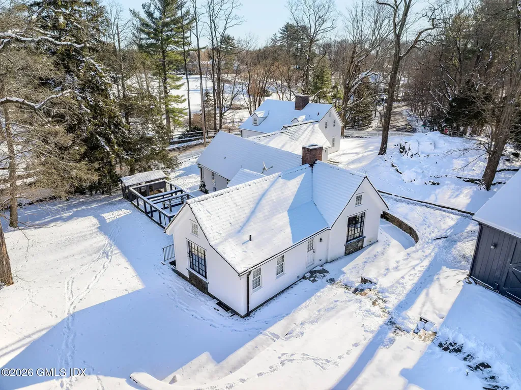 640 Round Hill Road Greenwich CT 06831