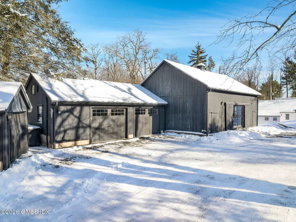 640 Round Hill Road Greenwich CT 06831