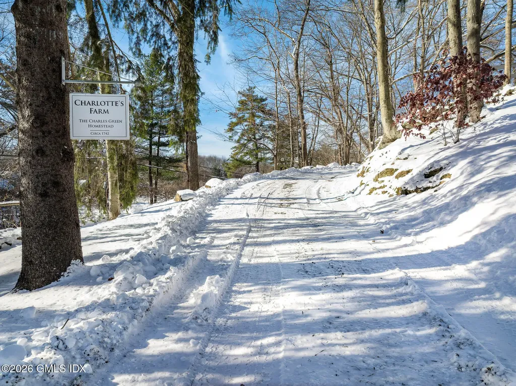 640 Round Hill Road Greenwich CT 06831