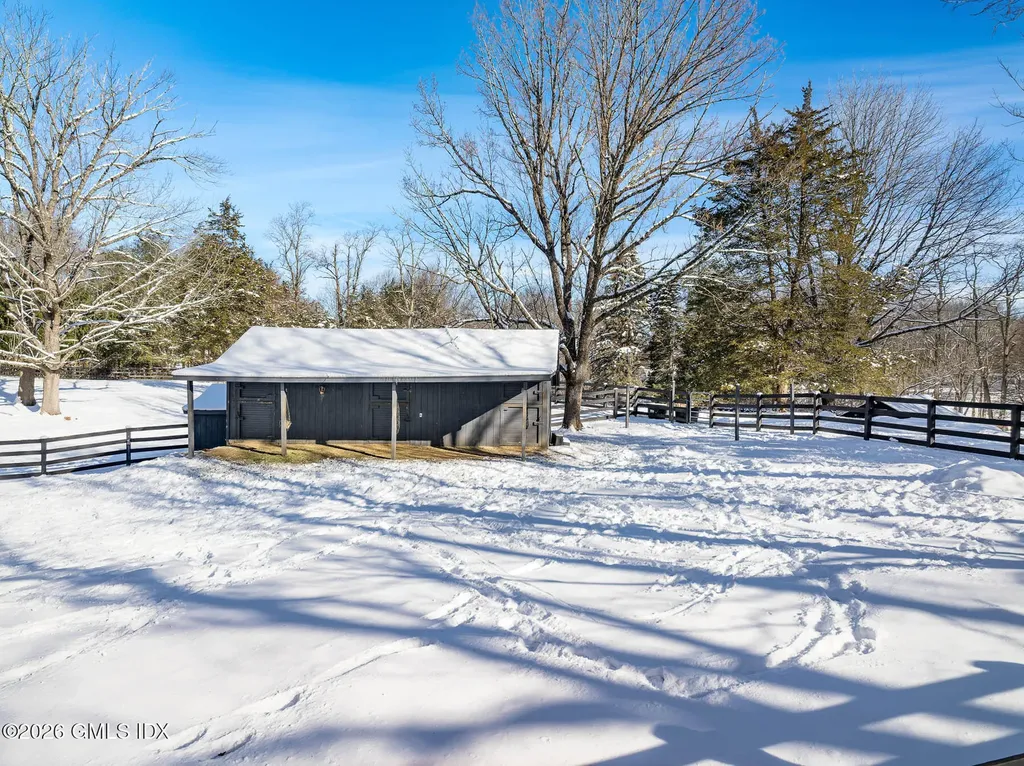 640 Round Hill Road Greenwich CT 06831