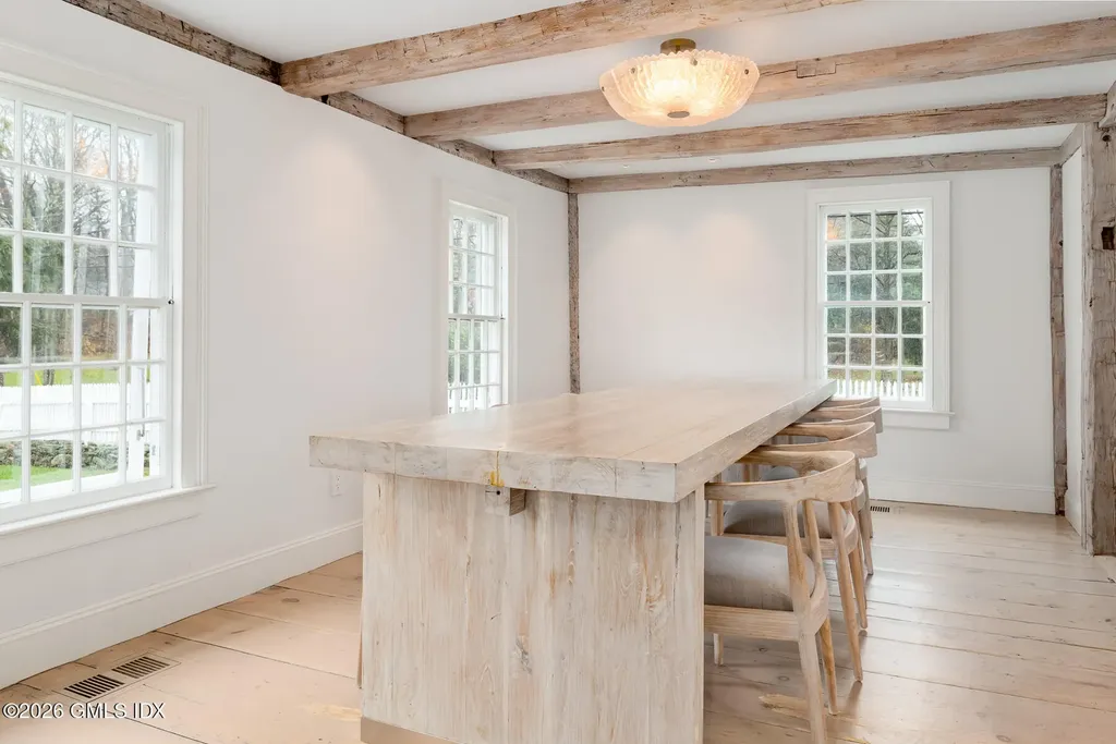 640 Round Hill Road Greenwich CT 06831