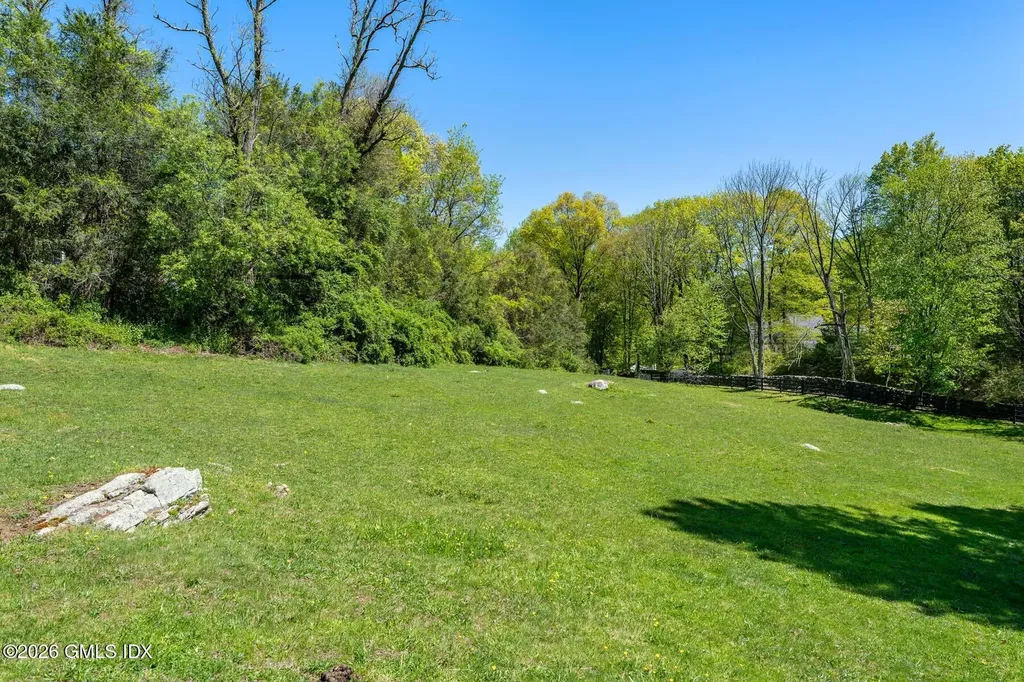 640 Round Hill Road Greenwich CT 06831