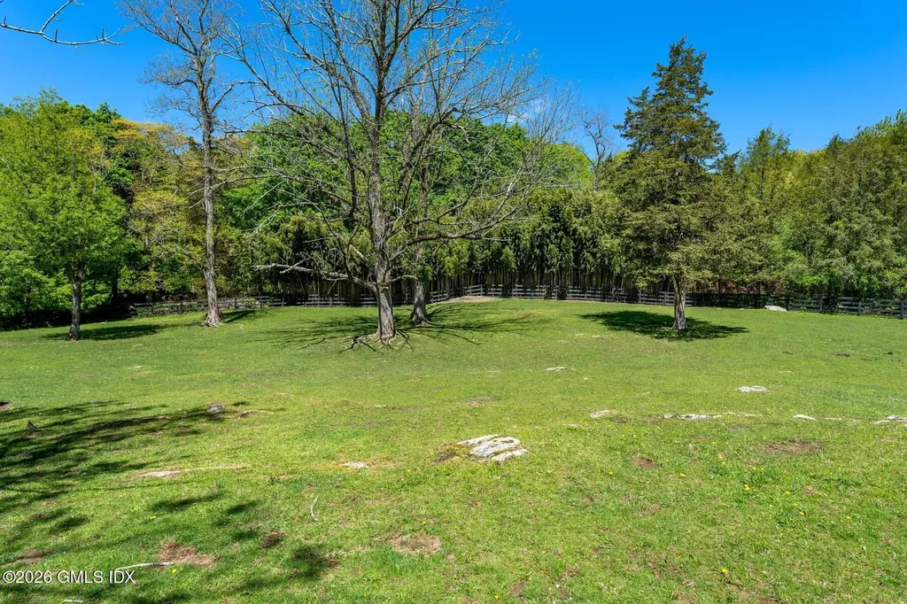 640 Round Hill Road Greenwich CT 06831