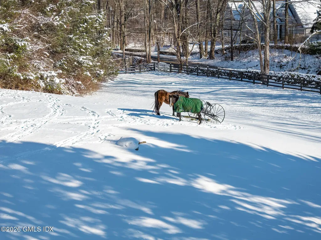 640 Round Hill Road Greenwich CT 06831