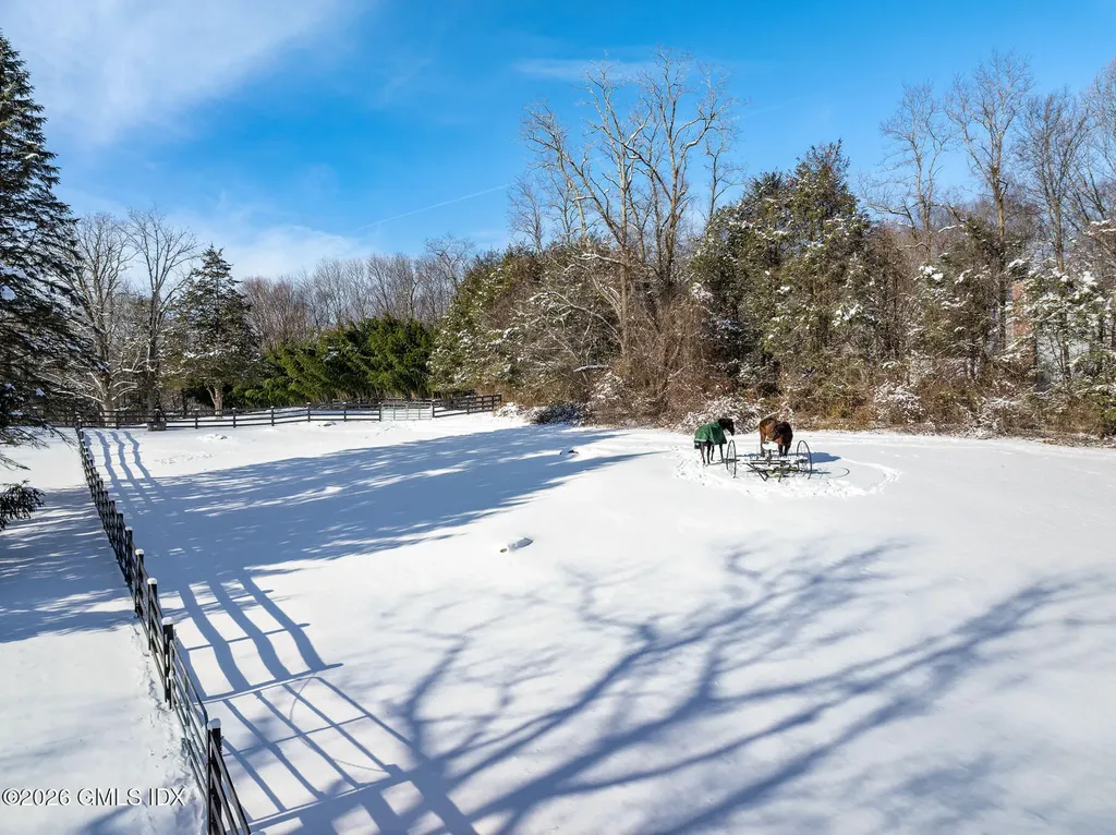 640 Round Hill Road Greenwich CT 06831