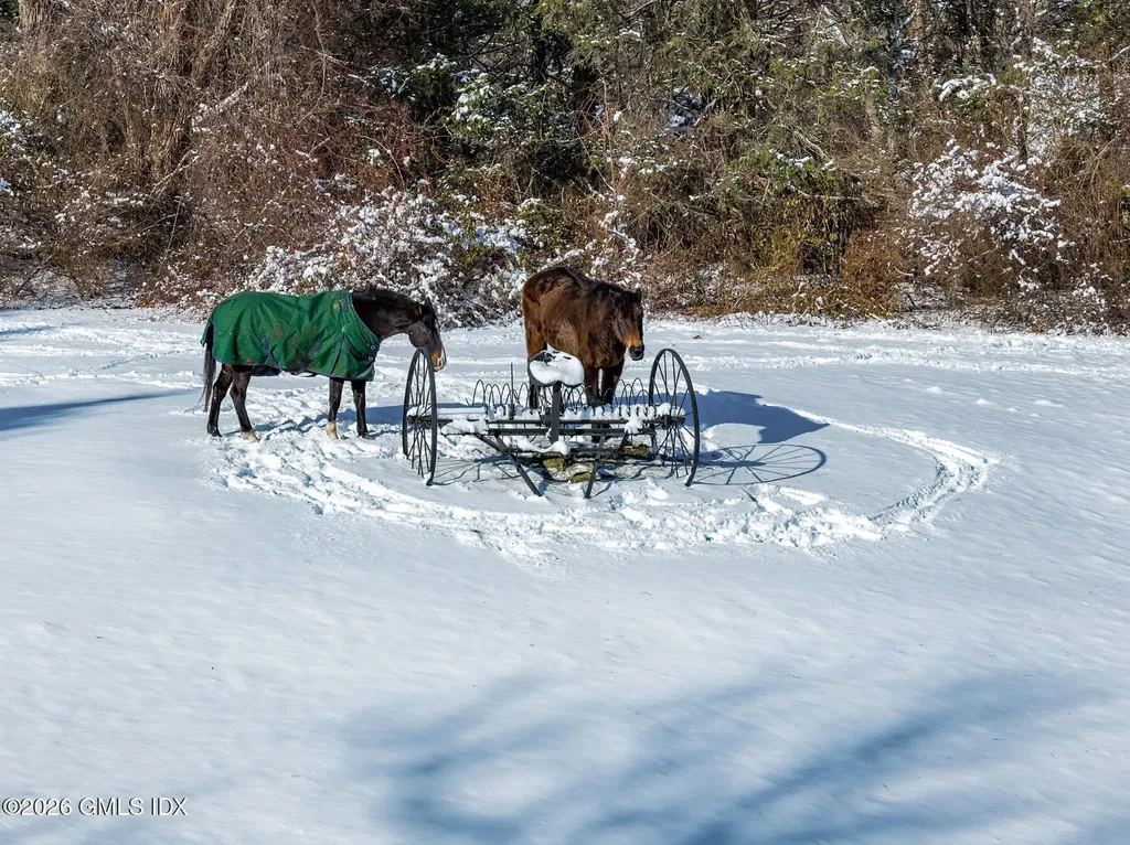 640 Round Hill Road Greenwich CT 06831