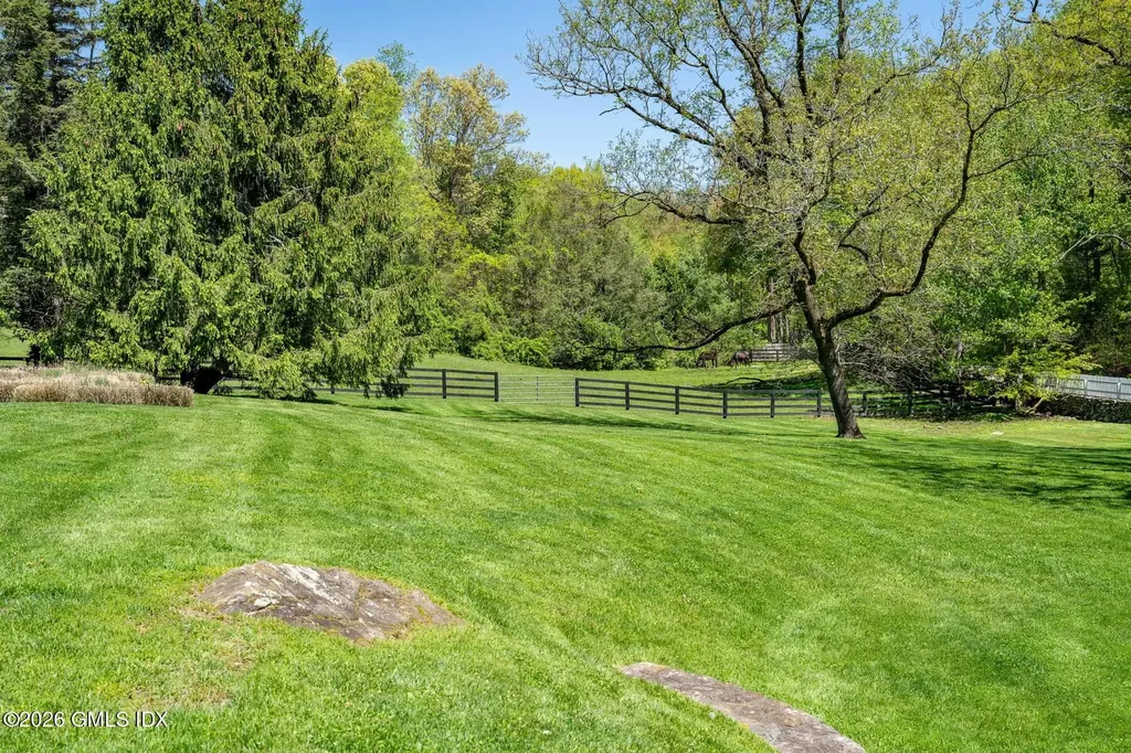 640 Round Hill Road Greenwich CT 06831