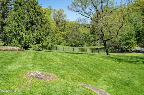 640 Round Hill Road Greenwich CT 06831