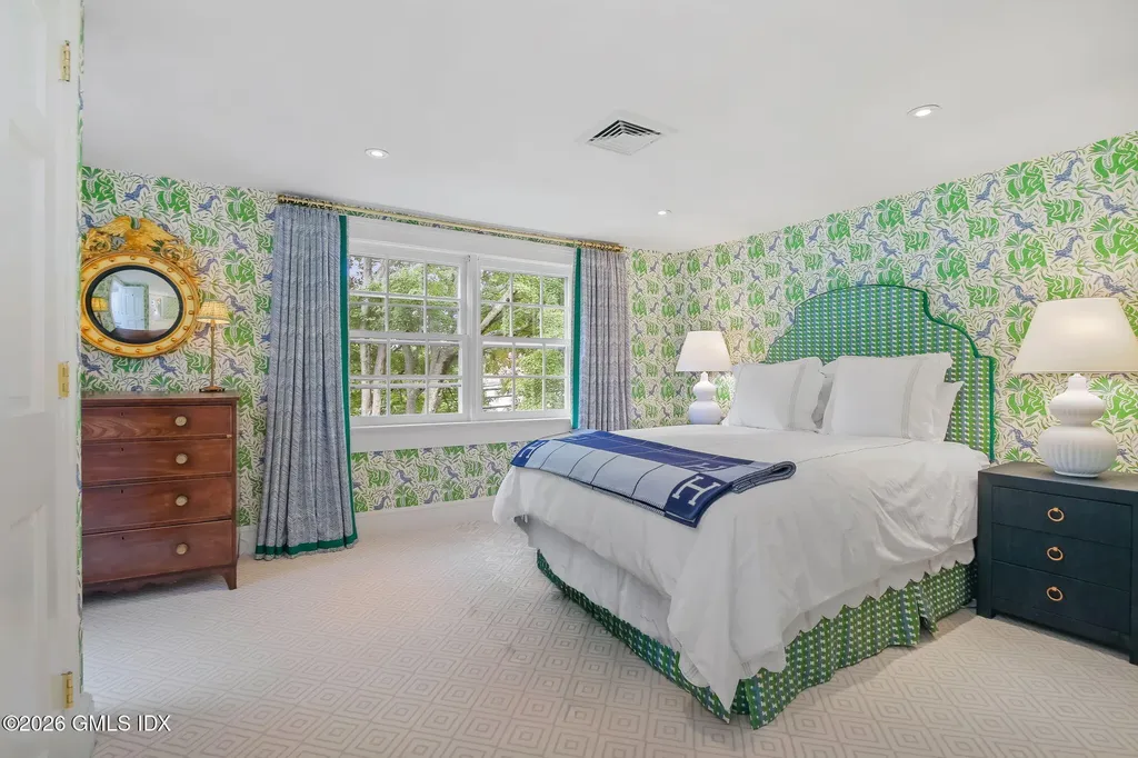 379 Round Hill Road Greenwich CT 06831