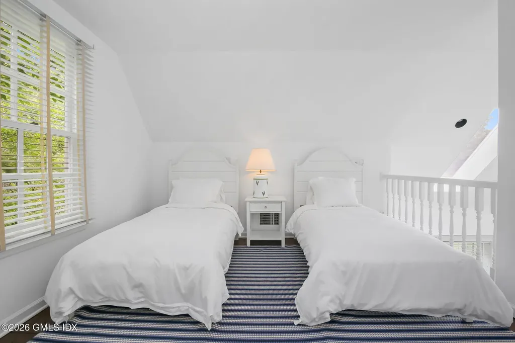379 Round Hill Road Greenwich CT 06831