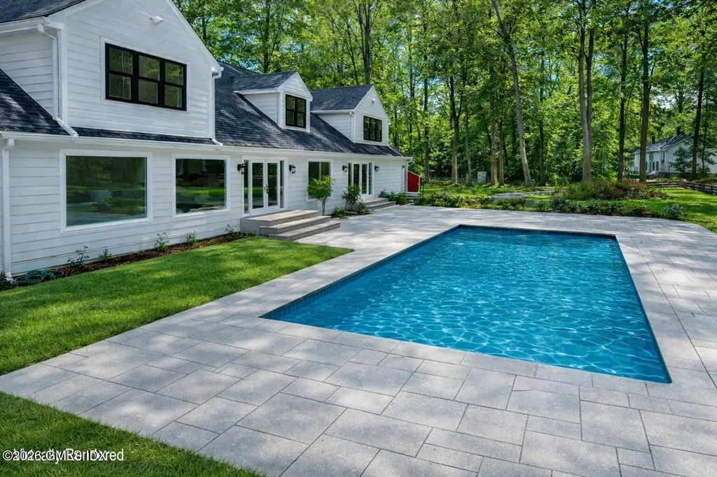 403 Stanwich Road Greenwich CT 06830