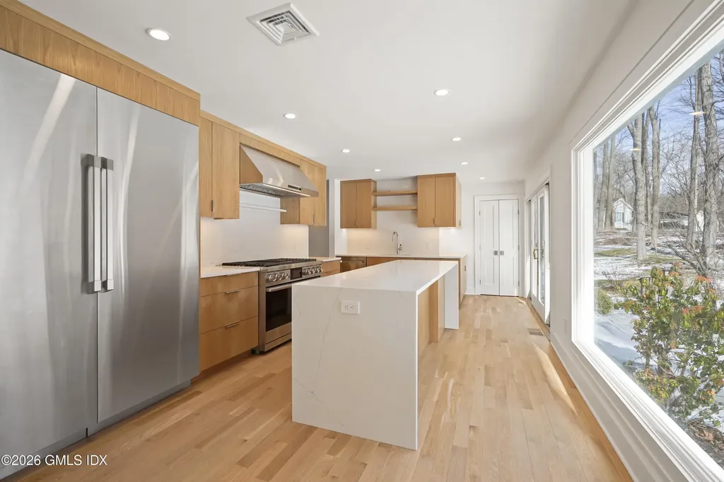 403 Stanwich Road Greenwich CT 06830