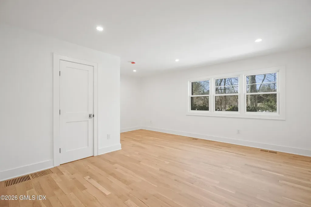 403 Stanwich Road Greenwich CT 06830