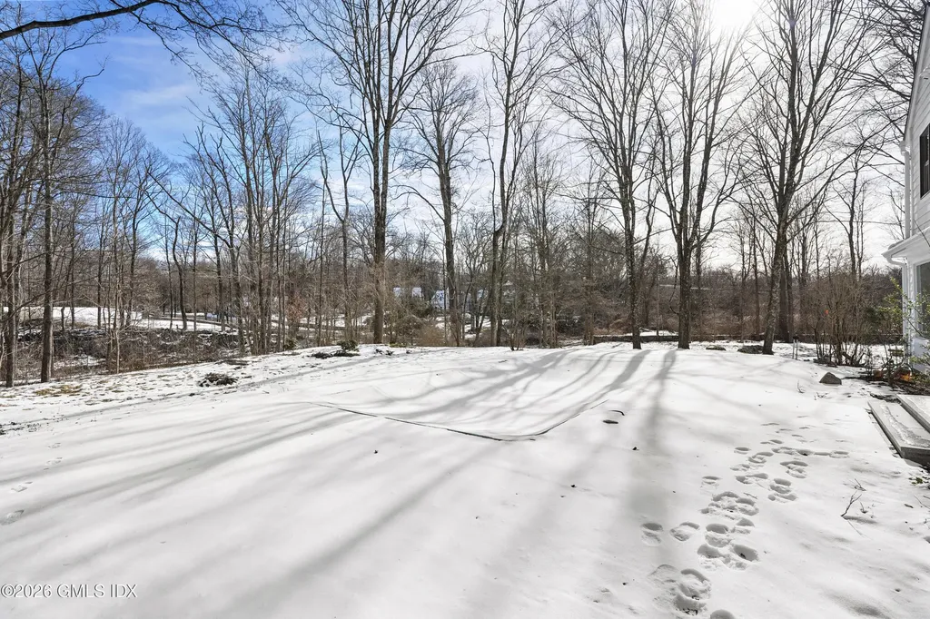 403 Stanwich Road Greenwich CT 06830