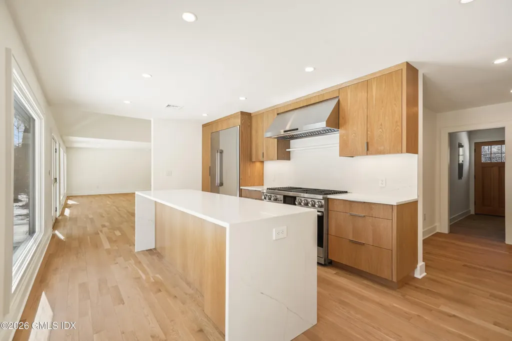 403 Stanwich Road Greenwich CT 06830