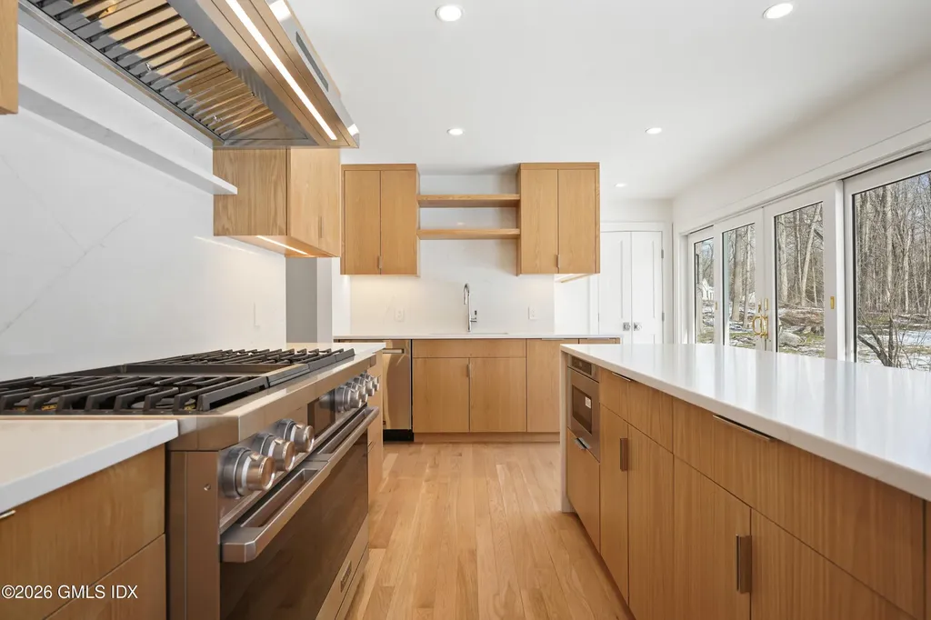 403 Stanwich Road Greenwich CT 06830