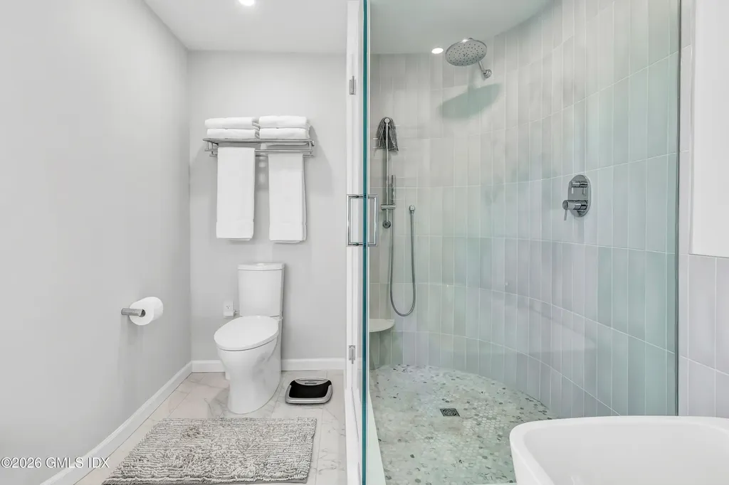 1053 Fairfield Beach Road Fairfield CT 06824