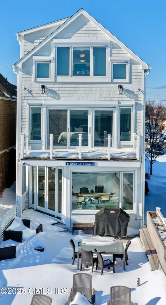 1053 Fairfield Beach Road Fairfield CT 06824