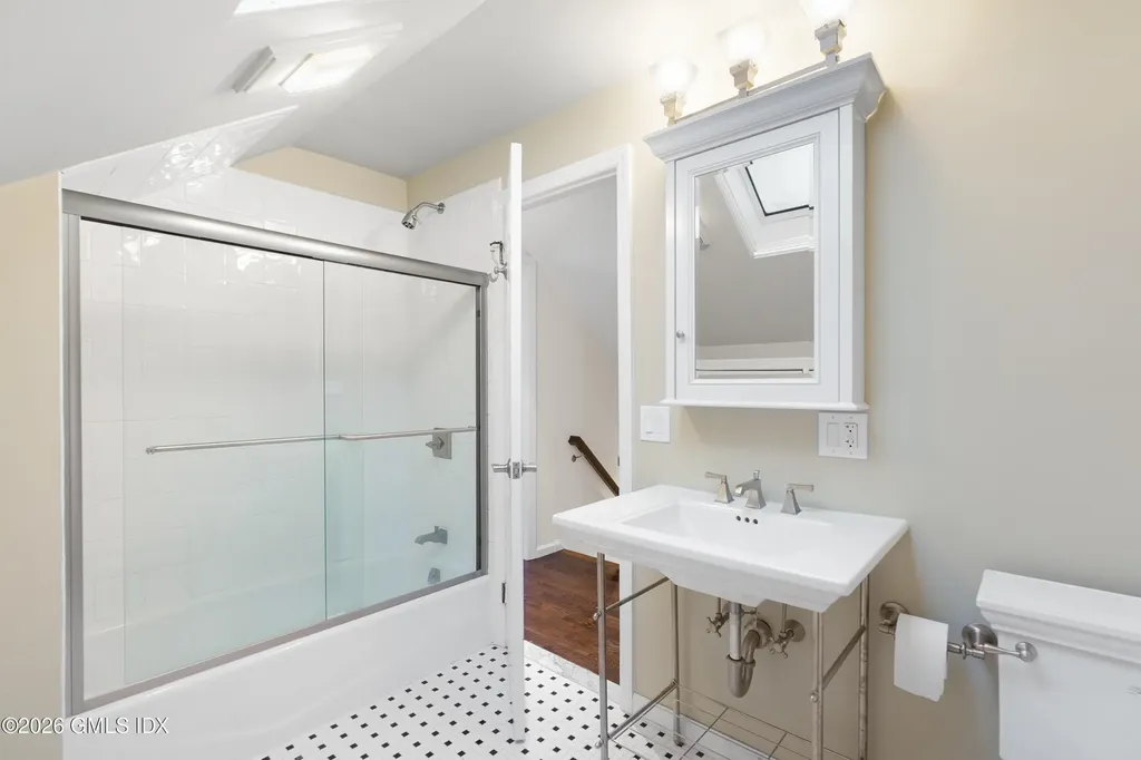 302 W Lyon Farm Drive Greenwich CT 06831