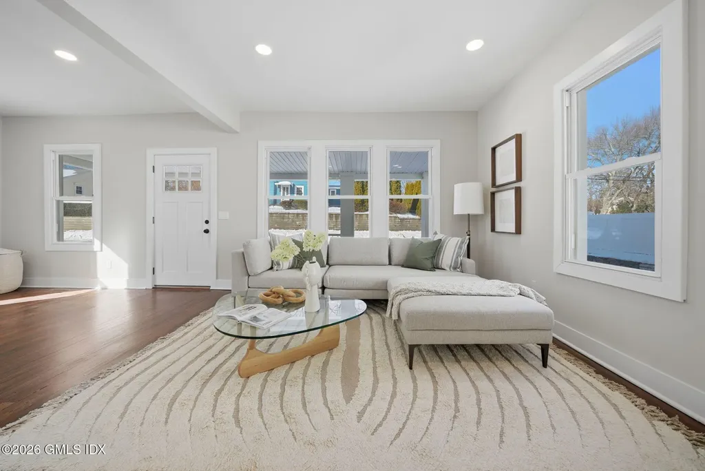 274 High Street Fairfield CT 06824