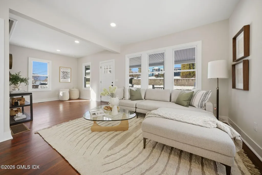 274 High Street Fairfield CT 06824