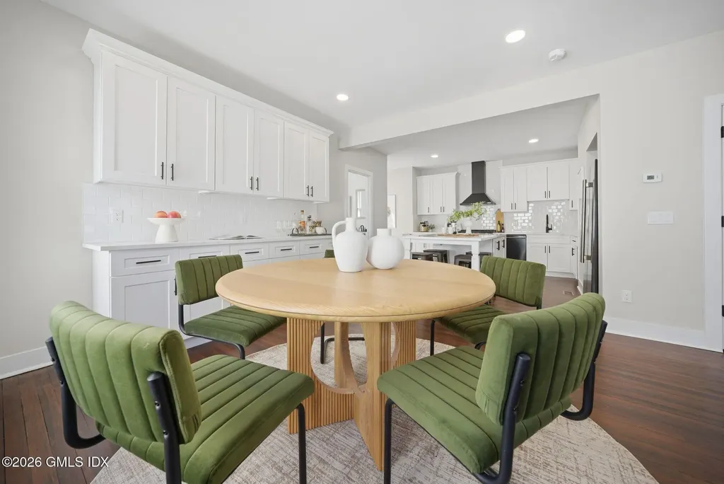 274 High Street Fairfield CT 06824