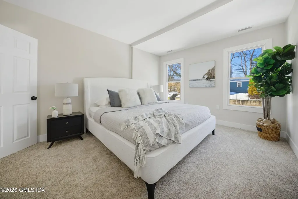 274 High Street Fairfield CT 06824