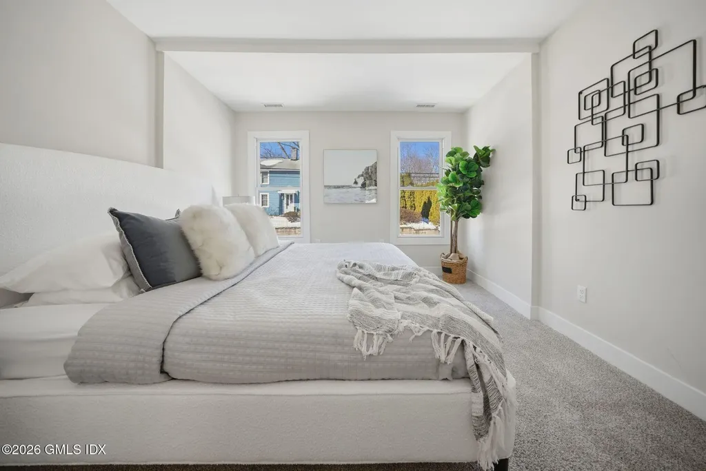 274 High Street Fairfield CT 06824