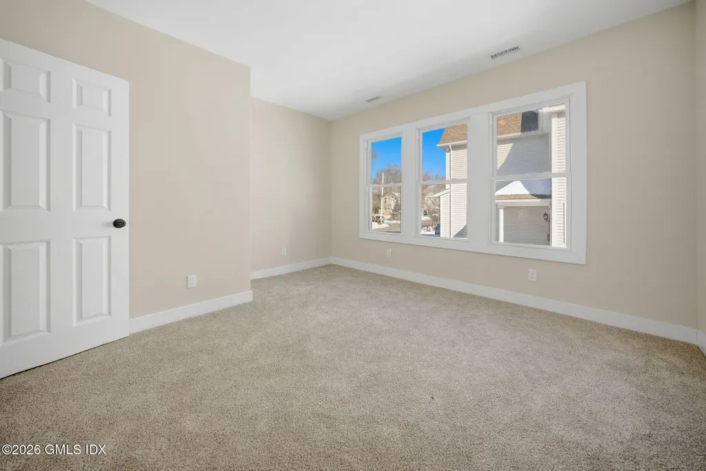 274 High Street Fairfield CT 06824