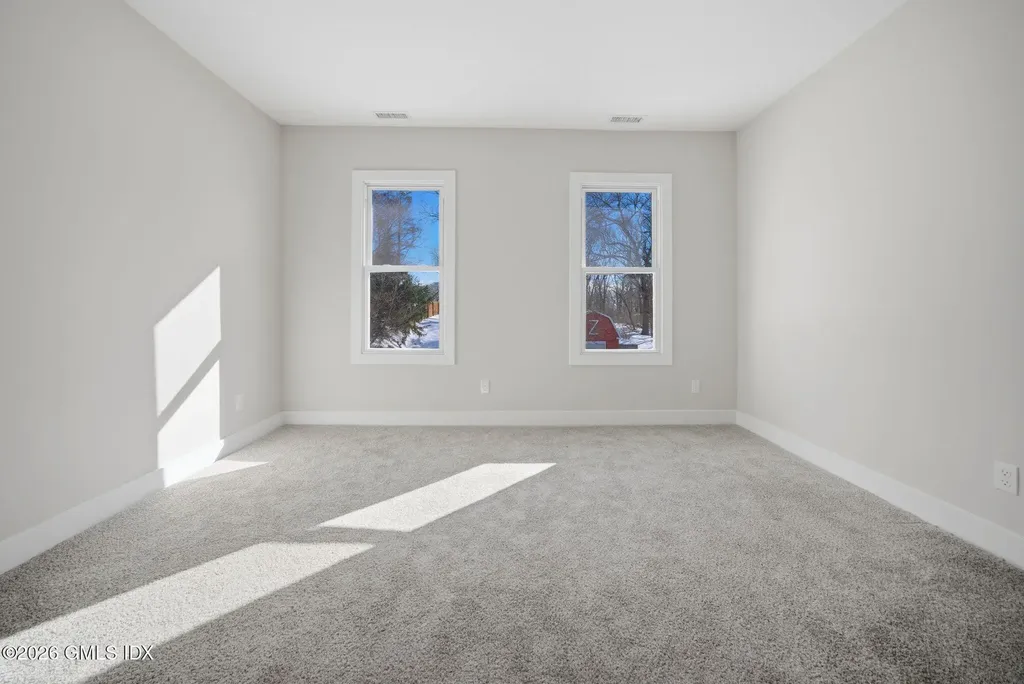 274 High Street Fairfield CT 06824