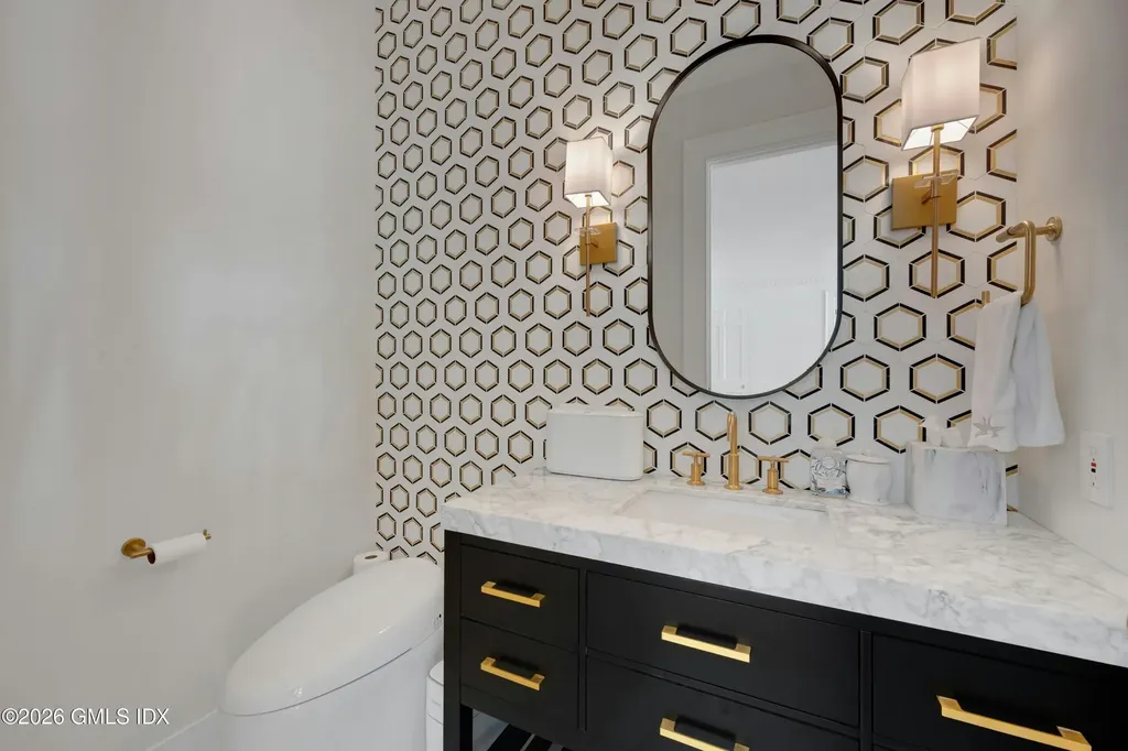 108 Husted Lane Greenwich CT 06830