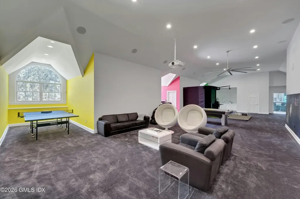 108 Husted Lane Greenwich CT 06830