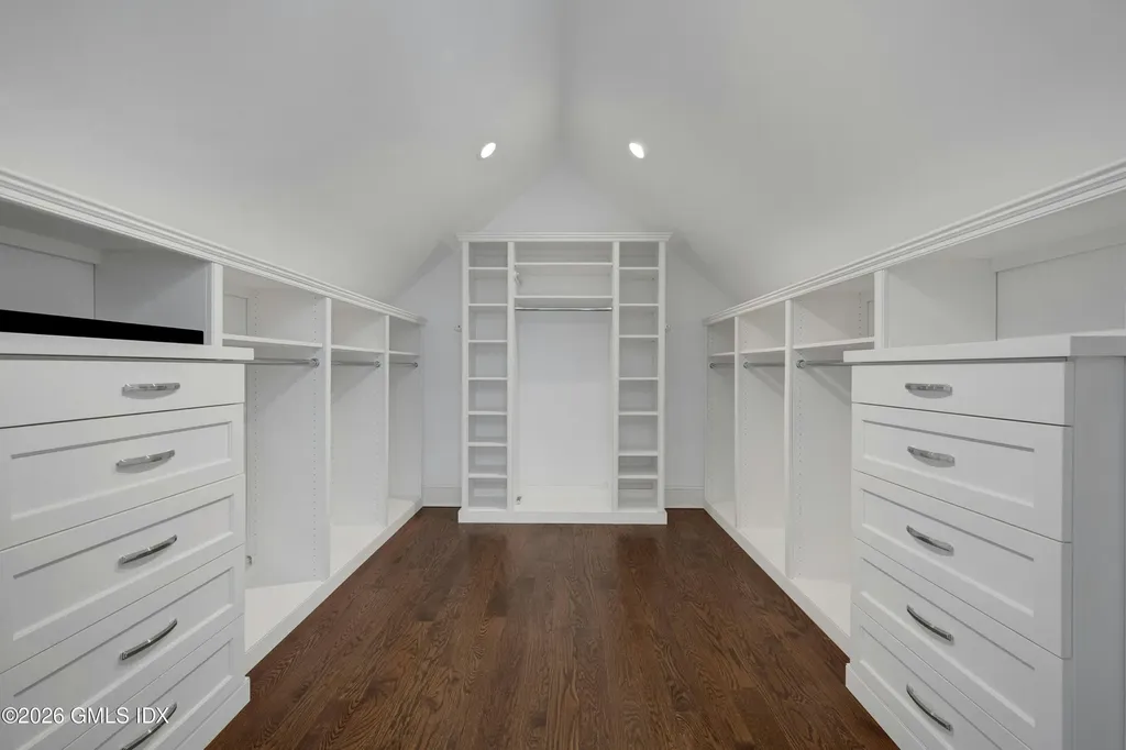 17 Pintail Lane Greenwich CT 06830