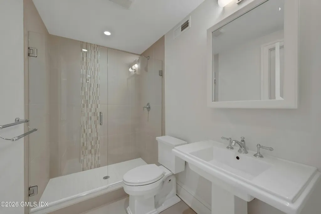 17 Pintail Lane Greenwich CT 06830