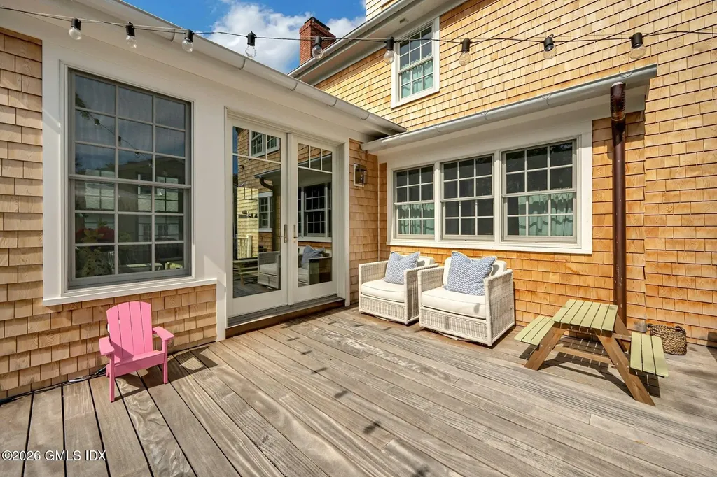 5 Greenwich Cove Drive Old Greenwich CT 06870