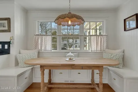5 Greenwich Cove Drive Old Greenwich CT 06870